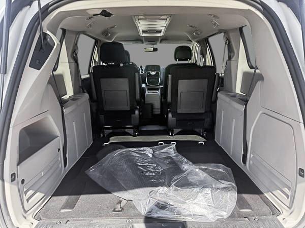 chrysler Town & Country 2016 - 8