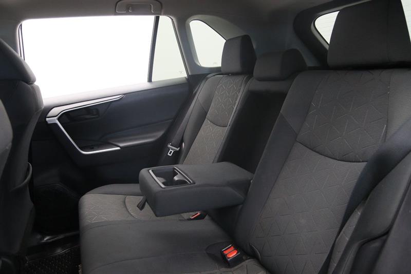 toyota RAV4 2020 - 8