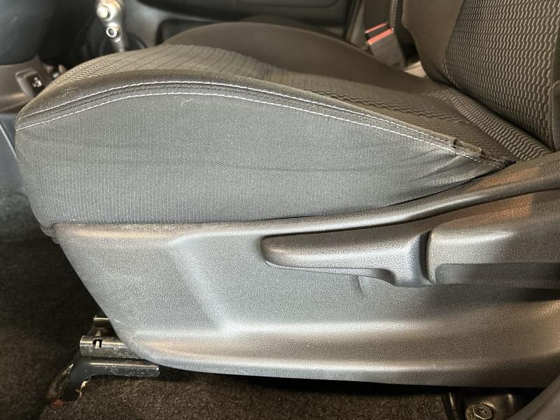 nissan Versa Note 2019 - 23