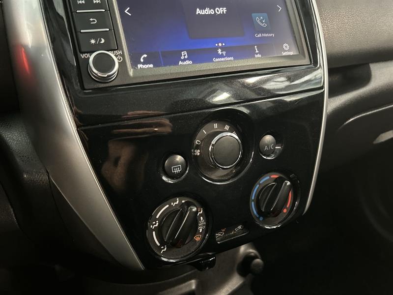 nissan Versa Note 2019 - 29