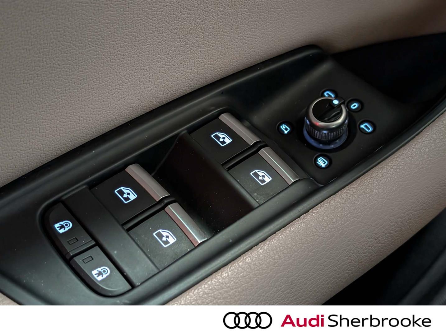 audi Q7 2022 - 23