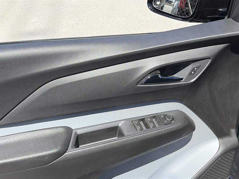 chevrolet Bolt 2027 - 21