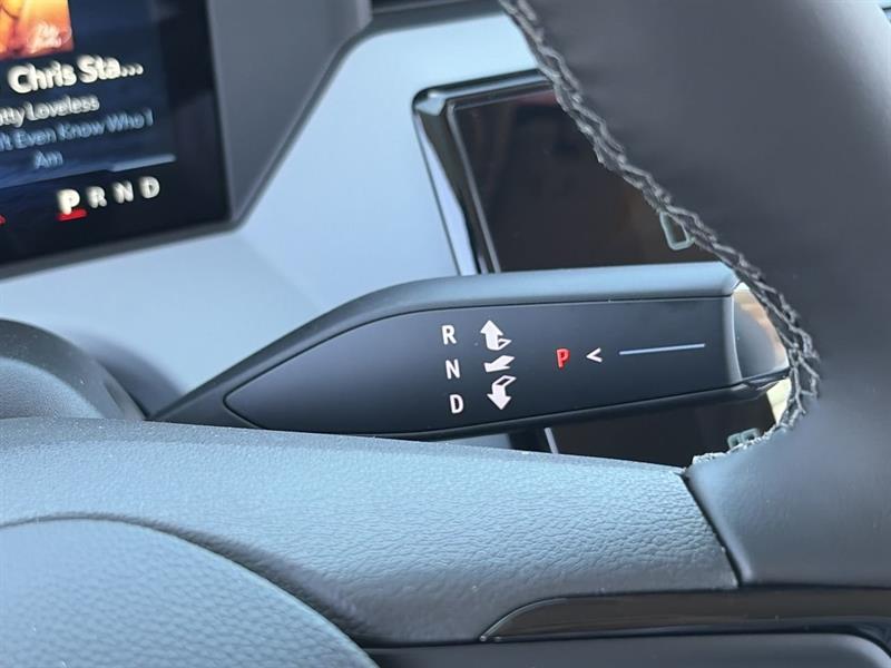 chevrolet Bolt 2027 - 28