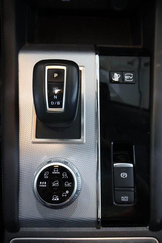 mitsubishi Outlander 2024 - 26