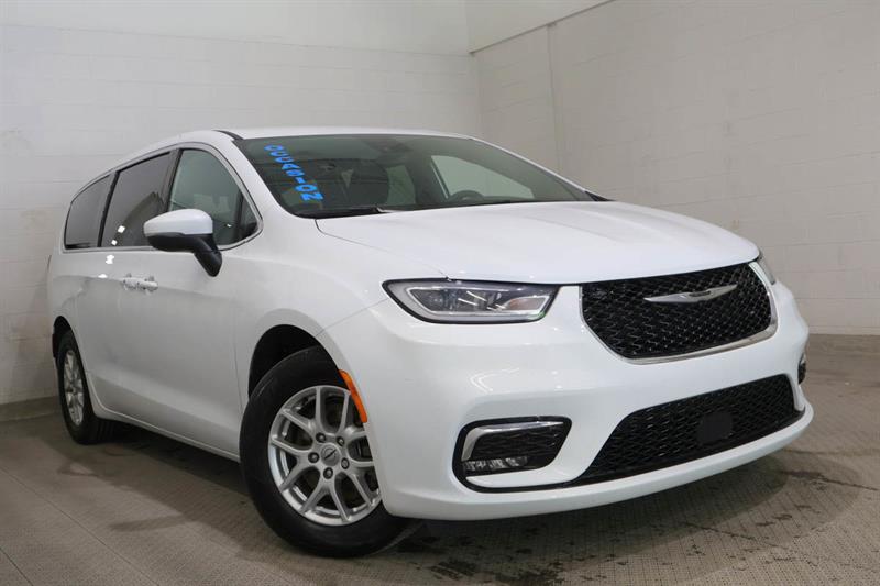 chrysler Pacifica 2023