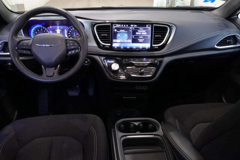 chrysler Pacifica 2023 - 15