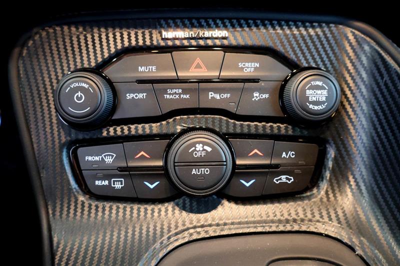 dodge Challenger 2023 - 23