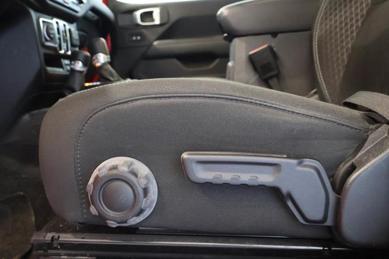 jeep Wrangler Unlimited 2021 - 11