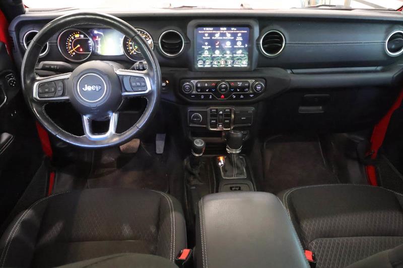 jeep Wrangler Unlimited 2021 - 13