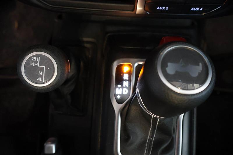 jeep Wrangler Unlimited 2021 - 25