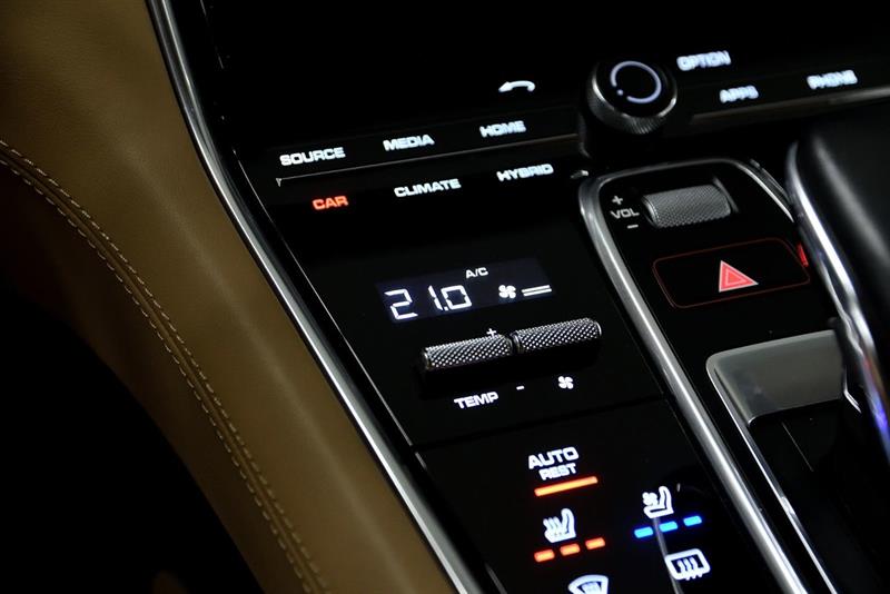 porsche Panamera 2018 - 20