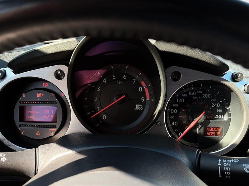 nissan 370Z Coupe 2018 - 11
