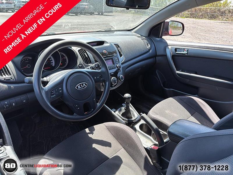 kia Forte Koup 2013 - 12