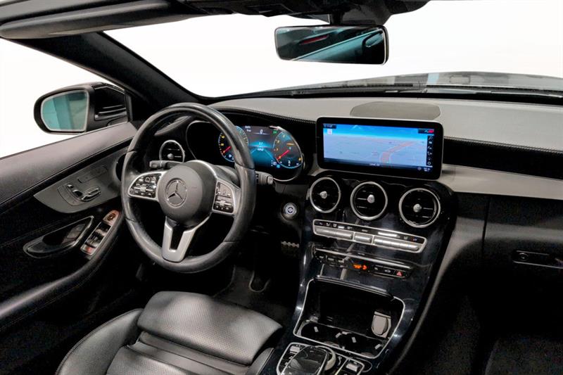mercedes-benz C300 2023 - 8