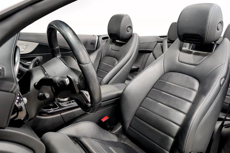 mercedes-benz C300 2023 - 10