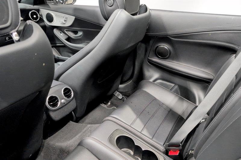 mercedes-benz C300 2023 - 12