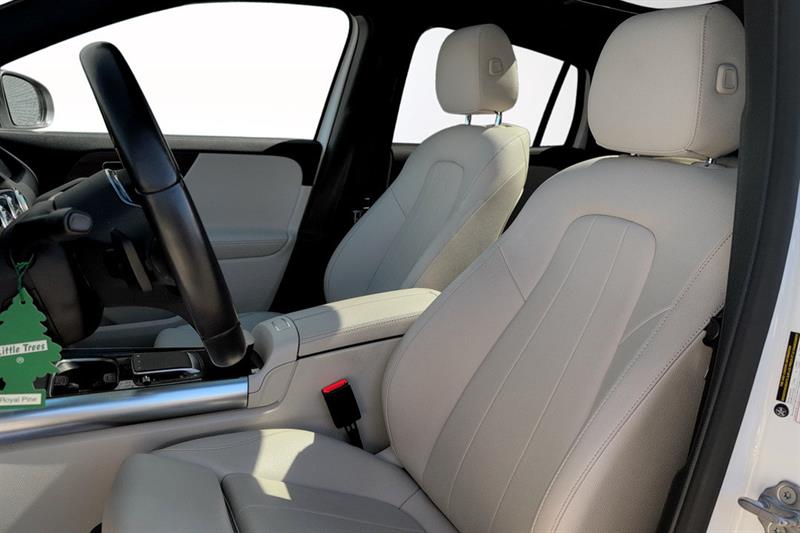 mercedes-benz GLA250 2022 - 10