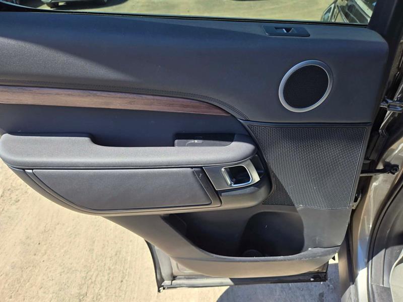 land rover Discovery 2019 - 19