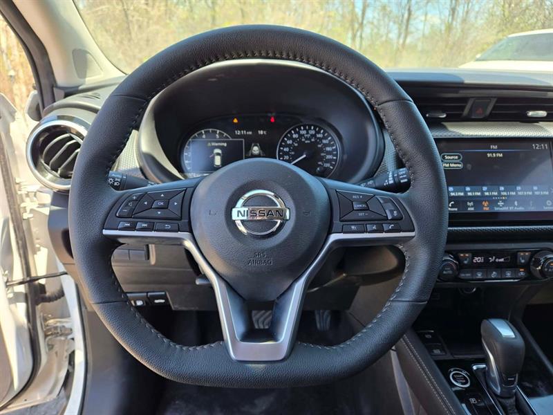 nissan Kicks Play 2025 - 9