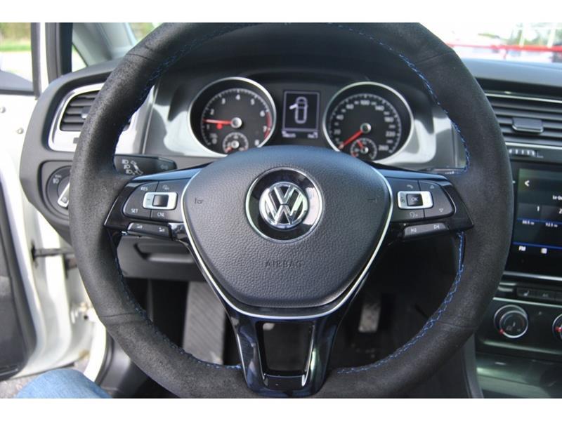 2018 Volkswagen Golf - Image 19