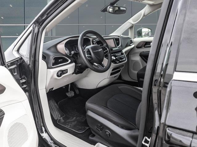 chrysler Grand Caravan 2024 - 7