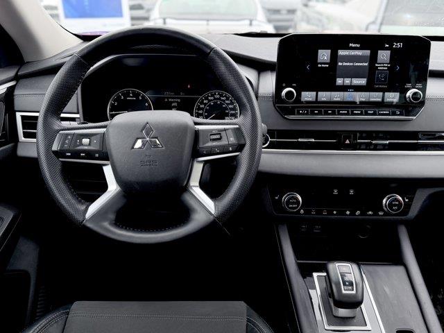 mitsubishi Outlander 2023 - 18