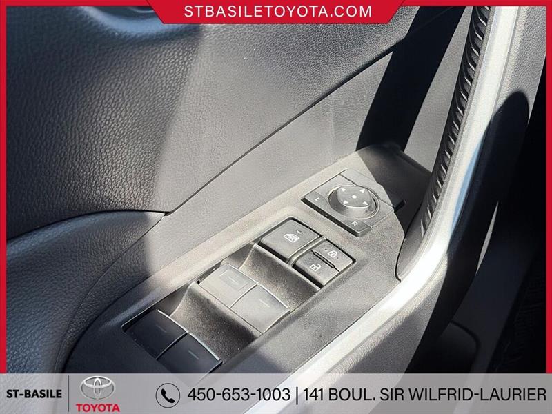 toyota RAV4 2025 - 16