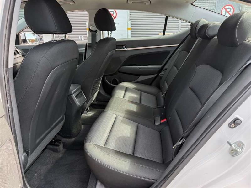 hyundai Elantra 2018 - 27