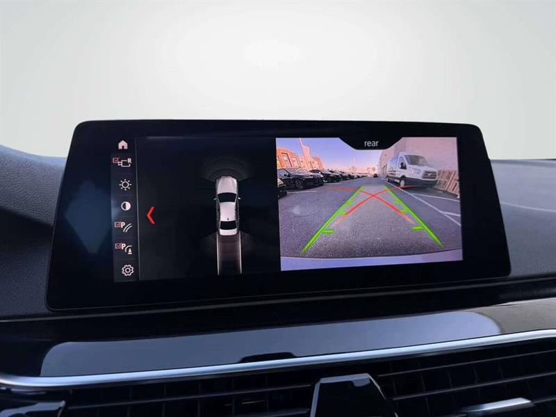 bmw 5 Series 2019 - 31