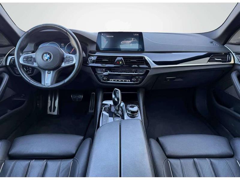 bmw 5 Series 2019 - 33