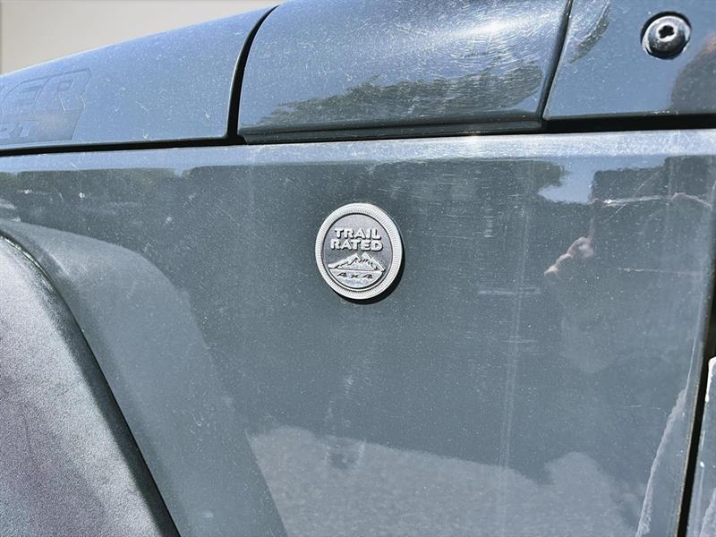jeep Wrangler 2016 - 11