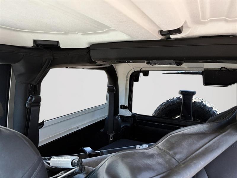 jeep Wrangler 2016 - 25
