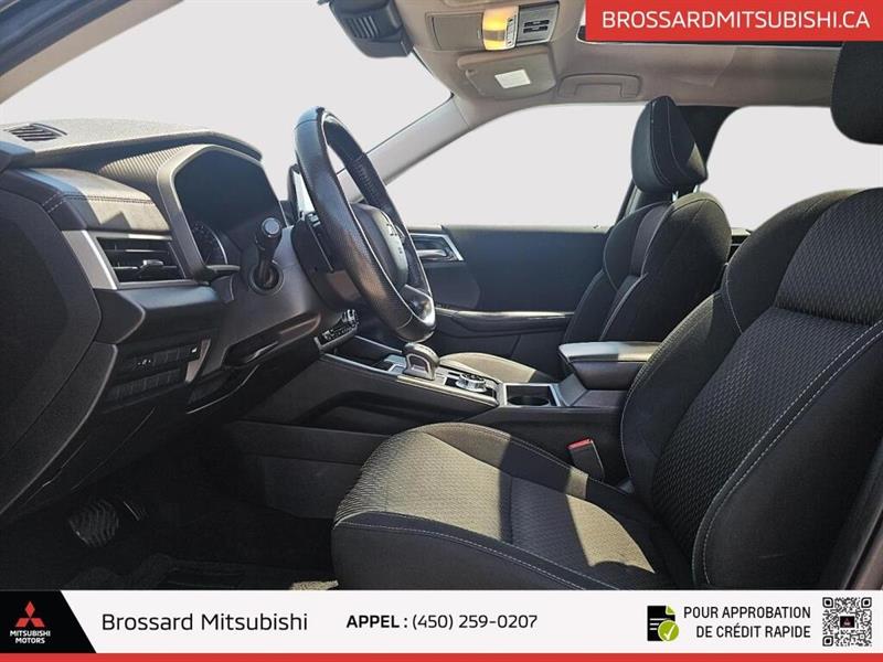 mitsubishi Outlander 2022 - 11