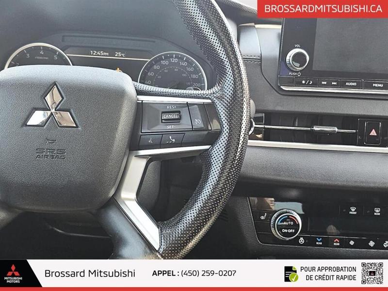 mitsubishi Outlander 2022 - 21