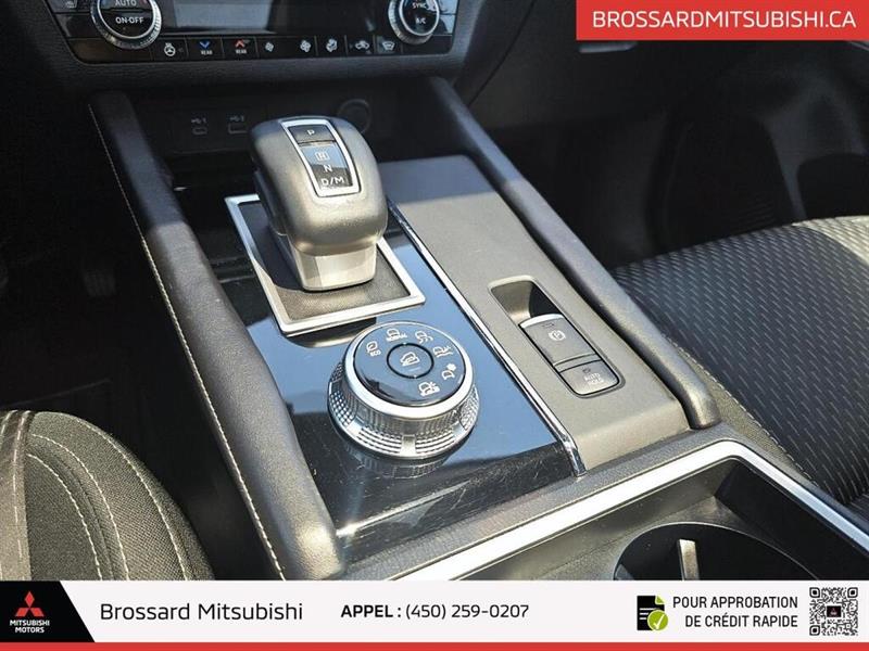 mitsubishi Outlander 2022 - 23