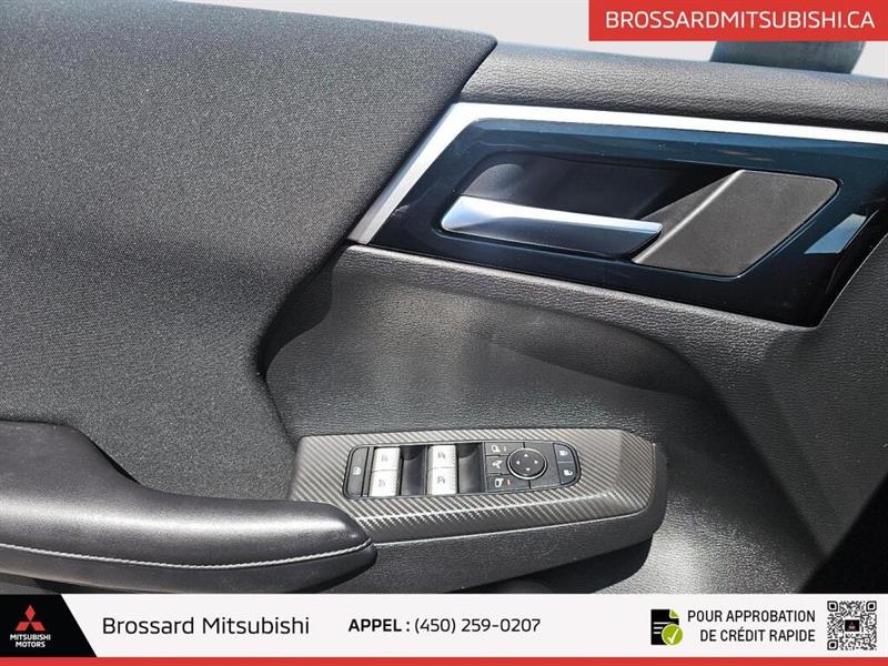 mitsubishi Outlander 2022 - 32