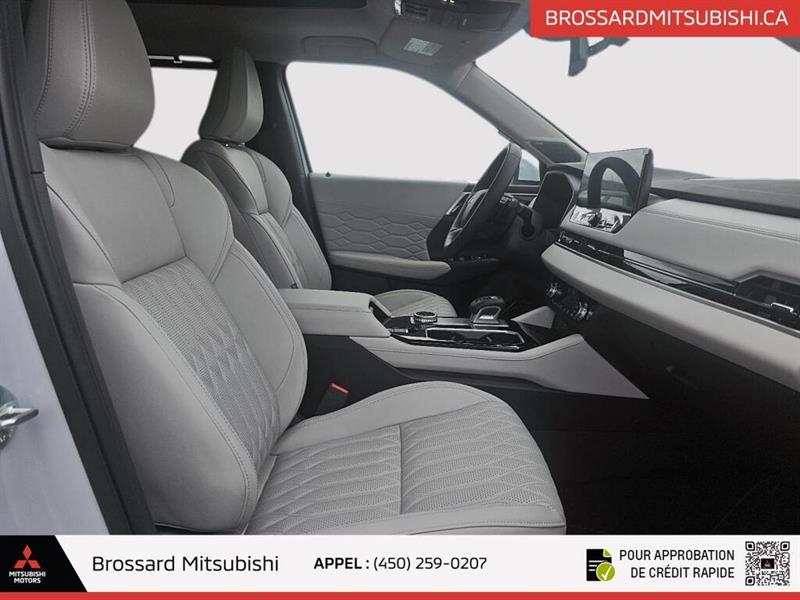mitsubishi Outlander 2025 - 16