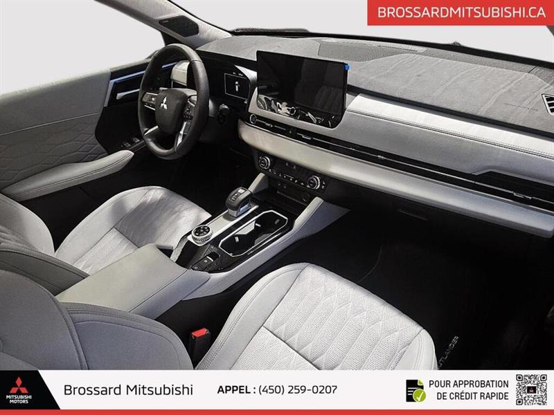 mitsubishi Outlander 2025 - 16