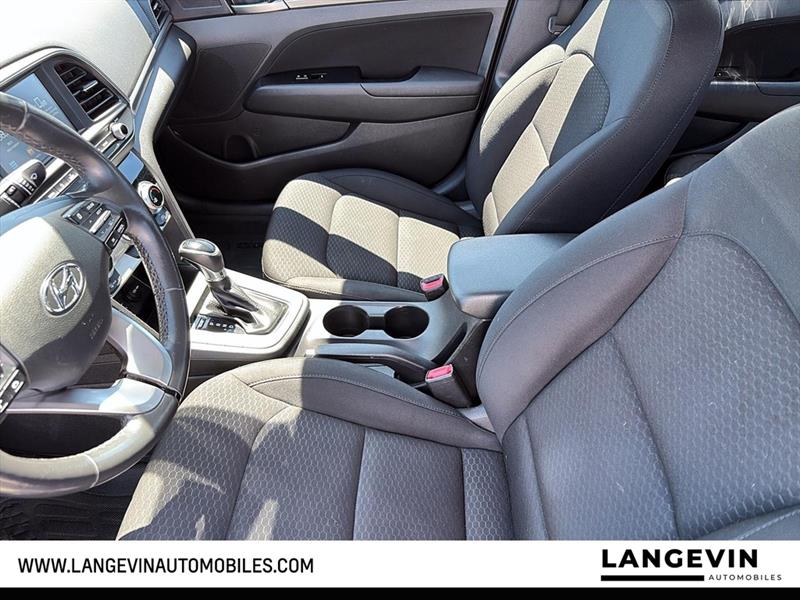 hyundai Elantra 2020 - 15