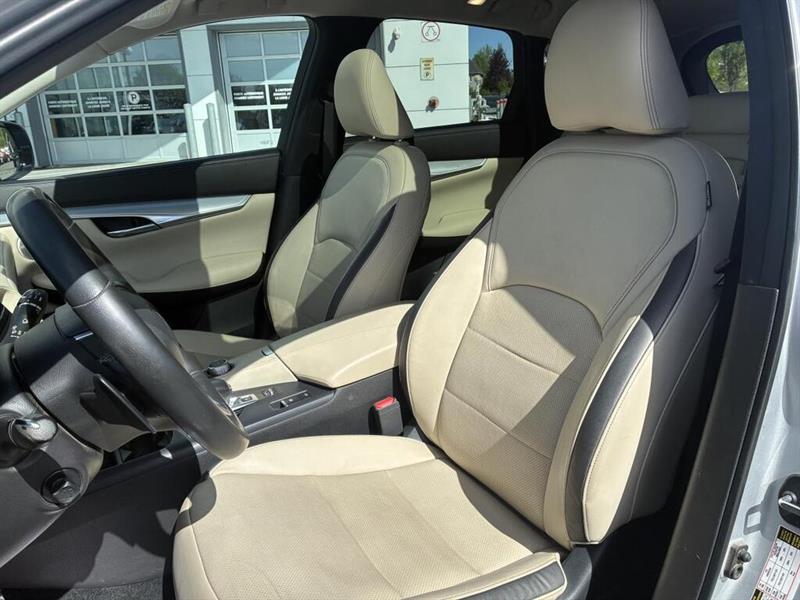 infiniti QX50 2019 - 26