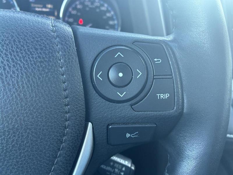 toyota RAV4 2018 - 11