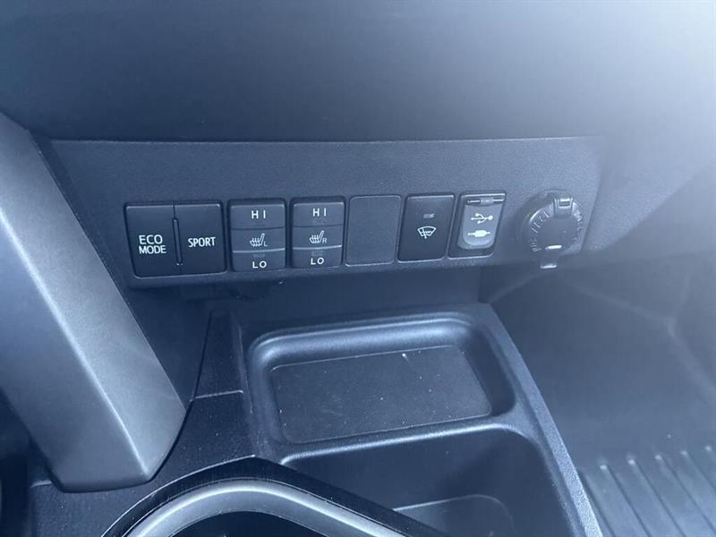 toyota RAV4 2018 - 13