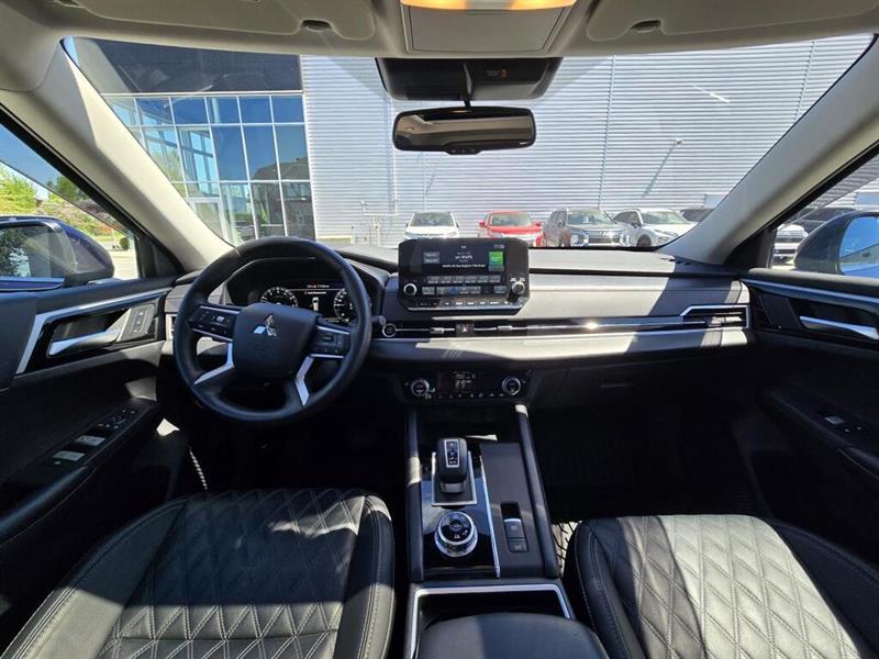 mitsubishi Outlander 2024 - 14