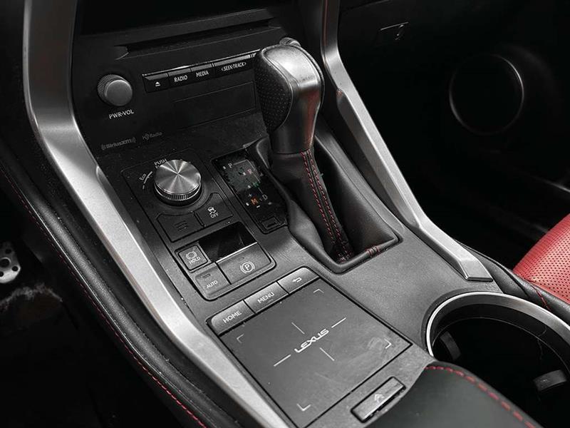lexus NX 2019 - 17