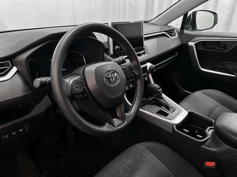toyota RAV4 2025 - 10