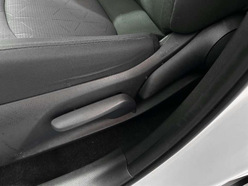 toyota RAV4 2025 - 13
