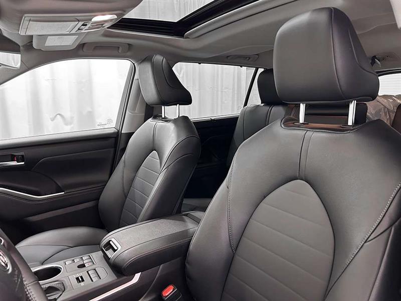 toyota Highlander 2025 - 16