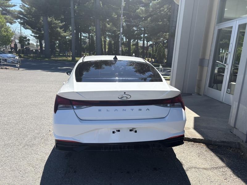 hyundai Elantra 2021 - 16