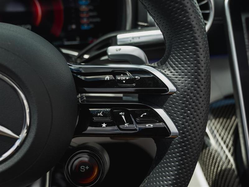 mercedes-benz SL63 AMG 2022 - 21