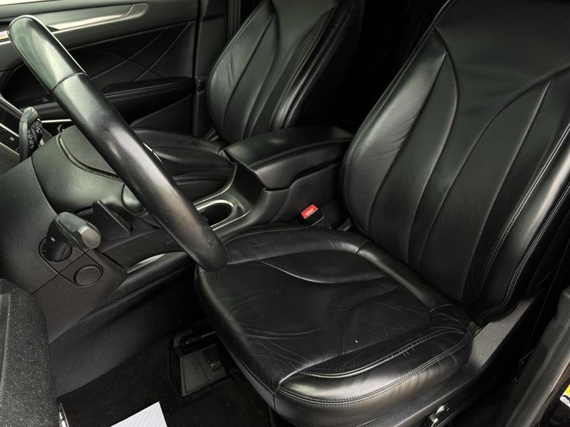 lincoln MKC 2019 - 14